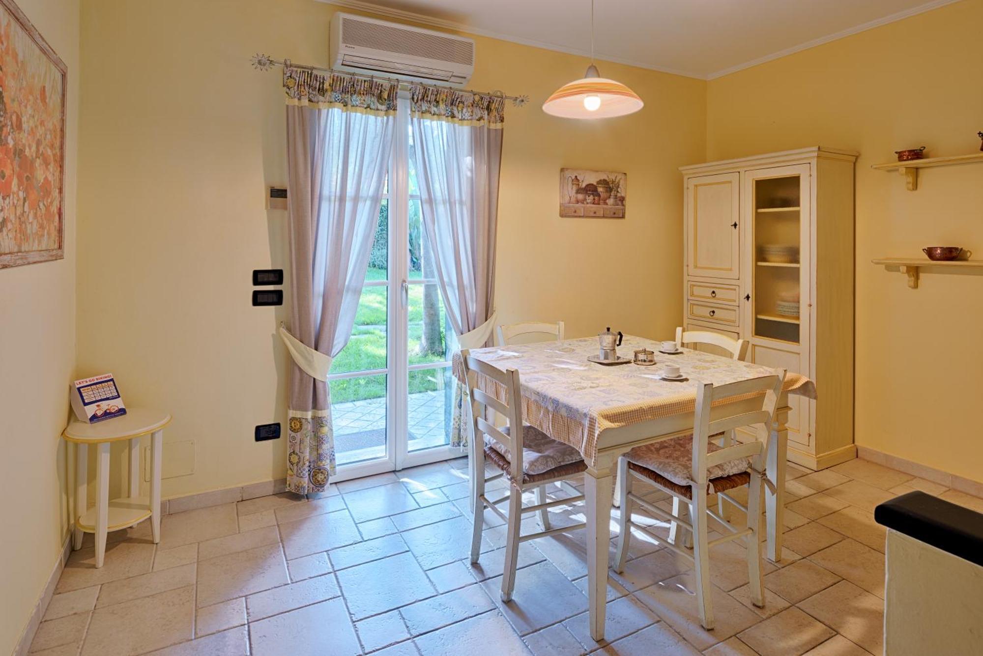 Casa Vacanze Nel Giardino Di Renzo Imperia Luaran gambar