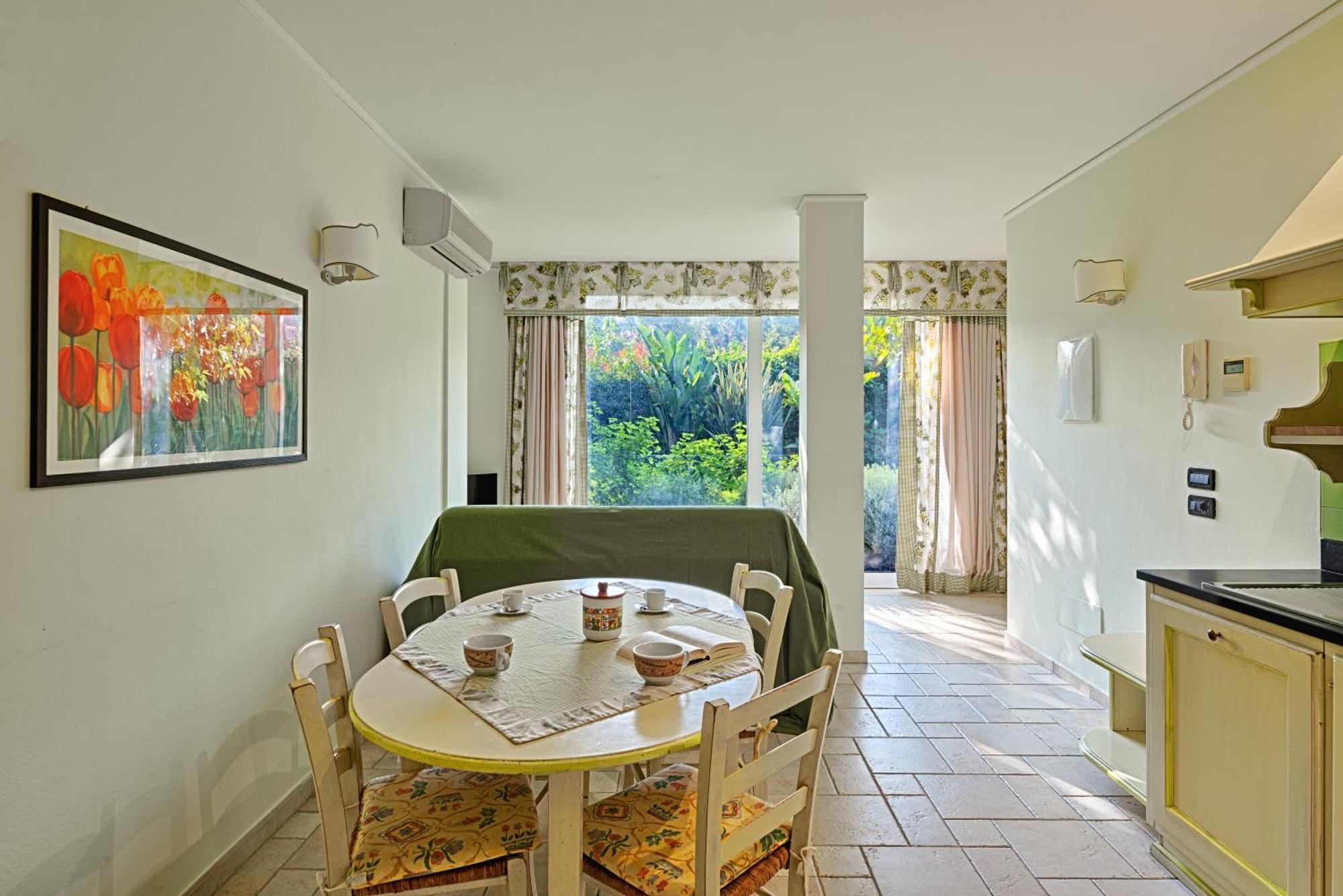 Casa Vacanze Nel Giardino Di Renzo Imperia Luaran gambar